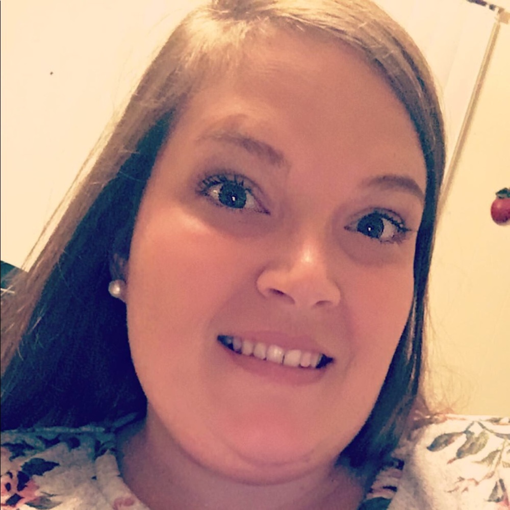 Meet your Posher, Neshia